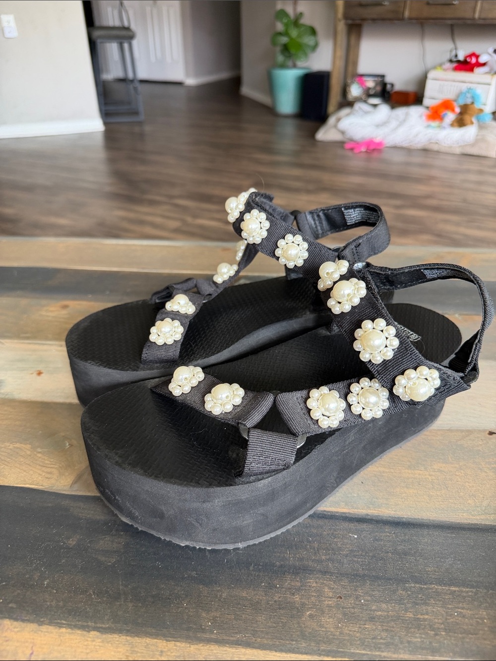 wild fable Black Platform Sandals with Pearl Flower Accents